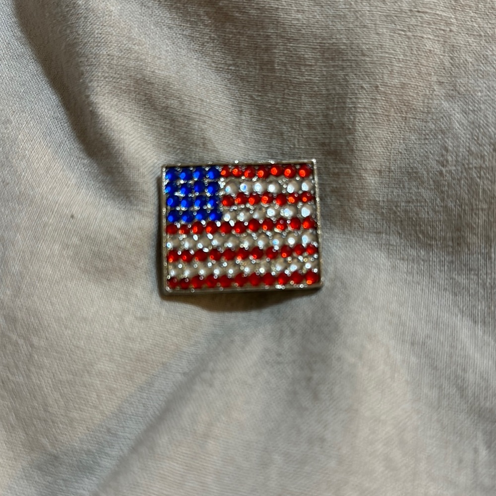 American flag pin